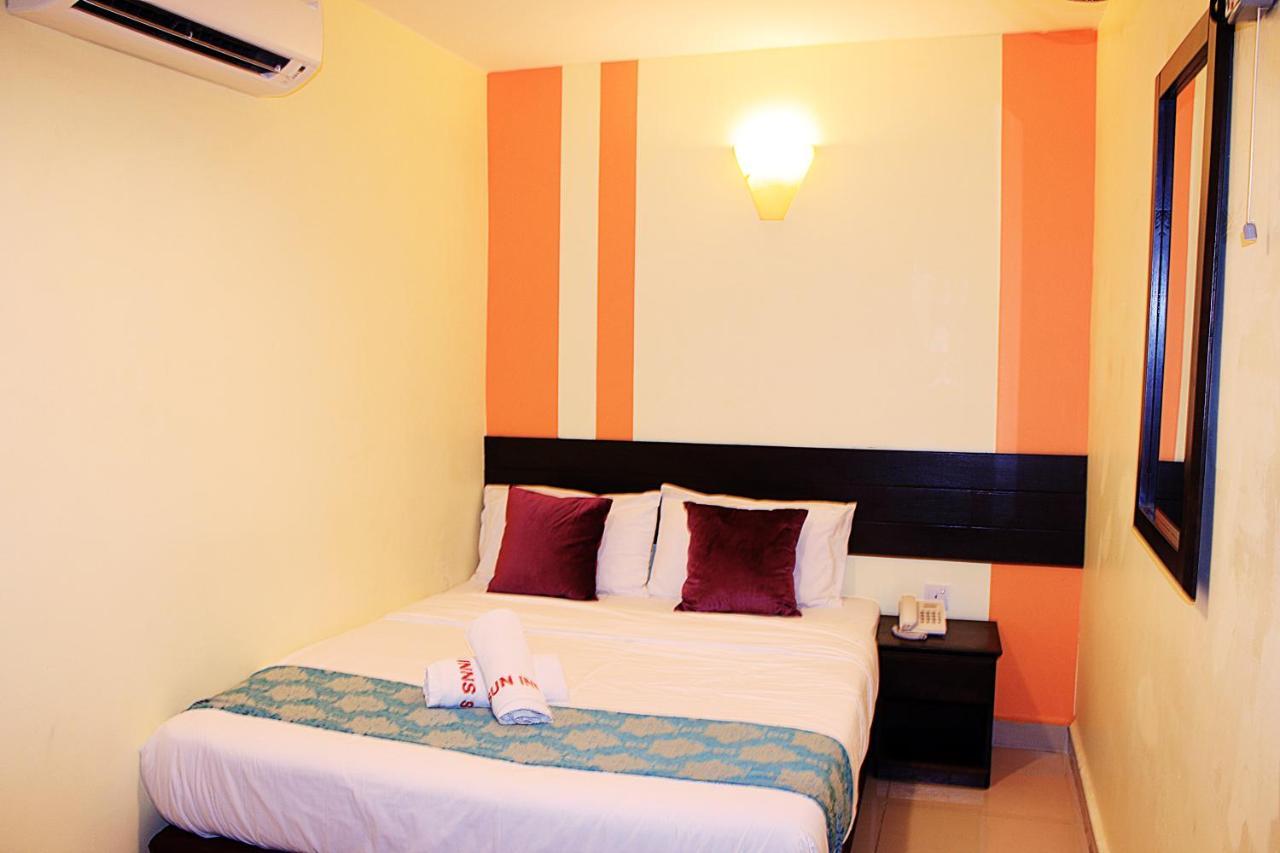 Sun Inns Hotel Ayer Keroh Exterior foto