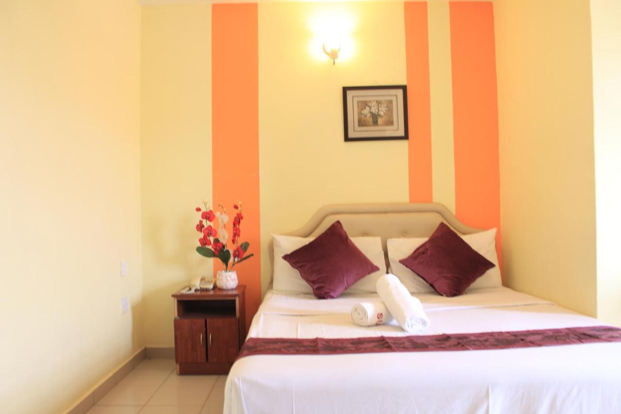 Sun Inns Hotel Ayer Keroh Exterior foto
