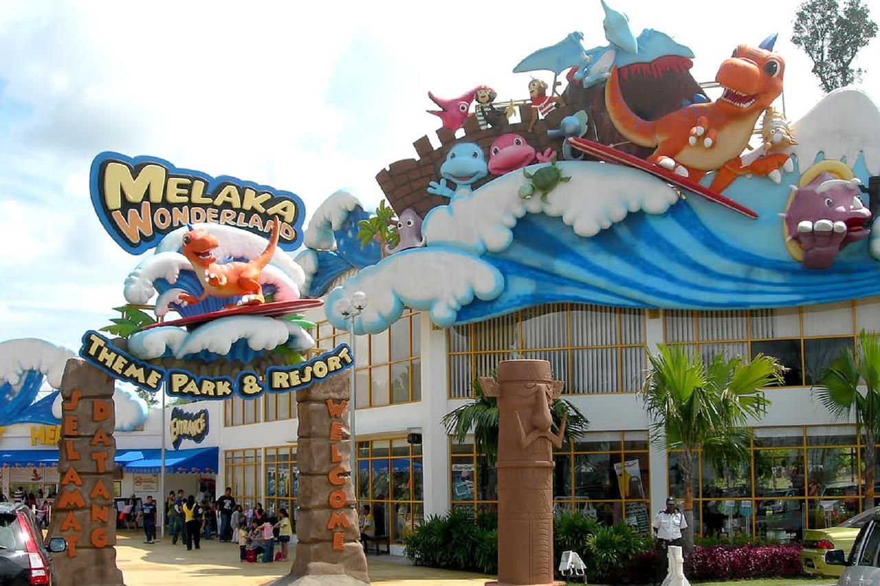 Sun Inns Hotel Ayer Keroh Exterior foto